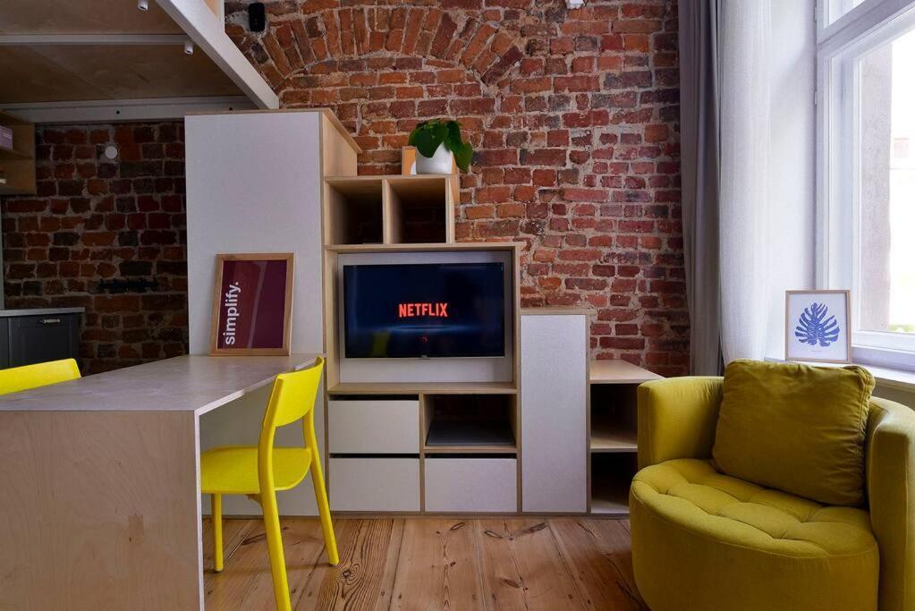 Rynek Stare Miasto Apartment 4 - Klima Netflix Wroclaw Bagian luar foto